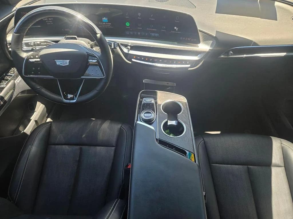 Cadillac LYRIQ Luxury