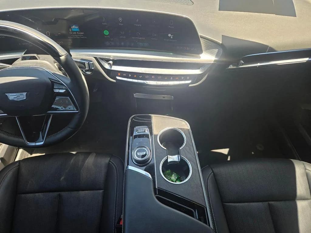 Cadillac LYRIQ Luxury