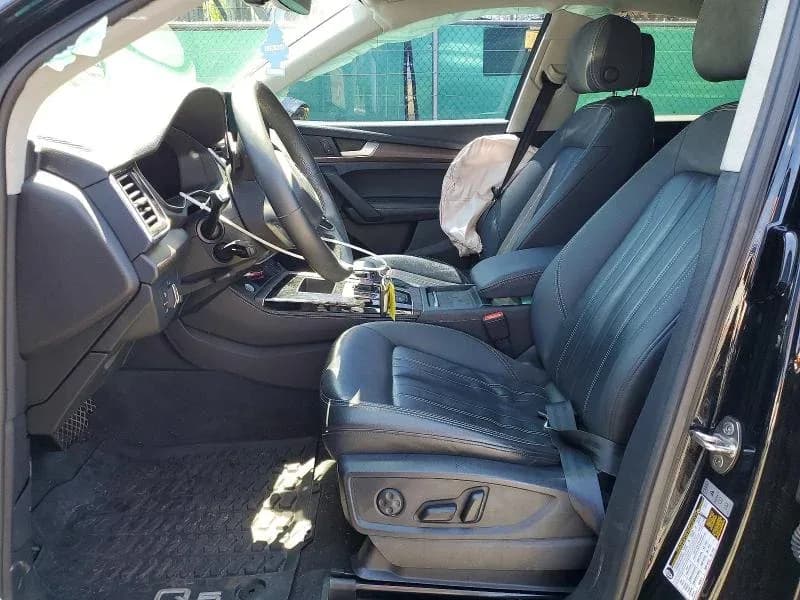 AUDI Q5 Premium Plus