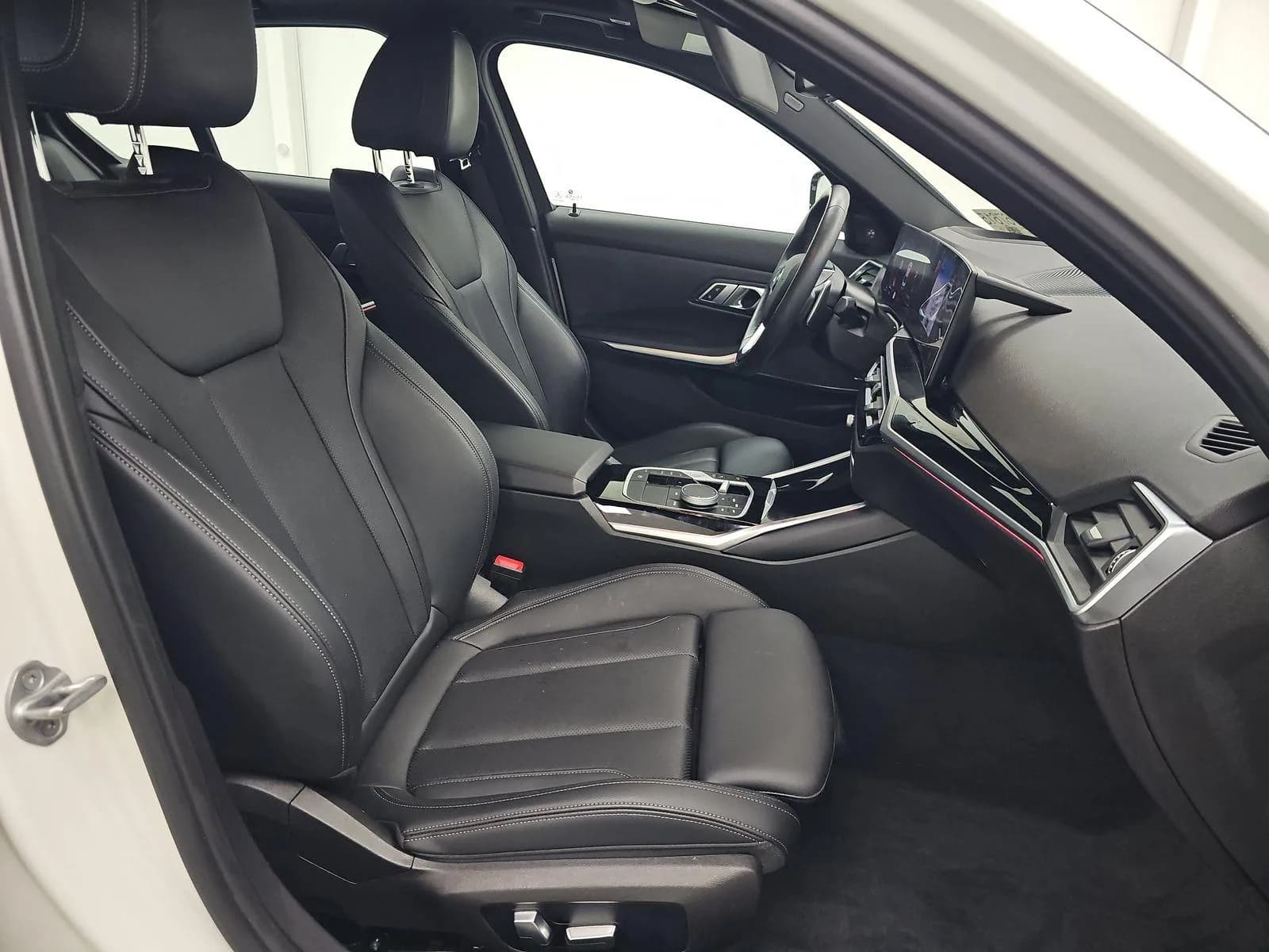 BMW 3 Series 330i xDrive