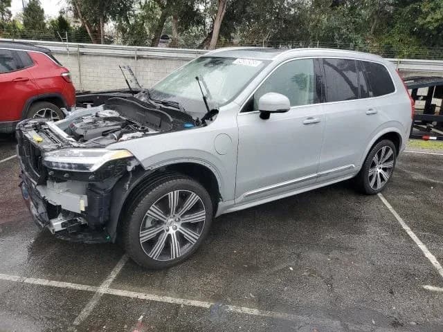VOLVO XC90 Ultra — фото 1