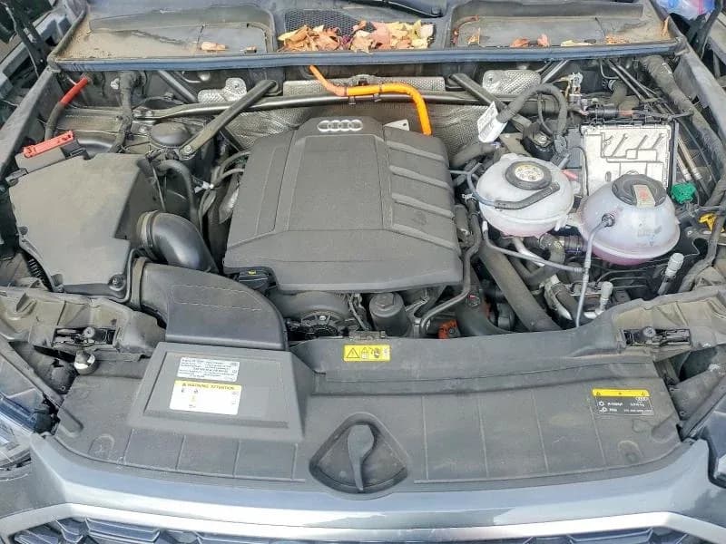 AUDI Q5 E Premium Plus