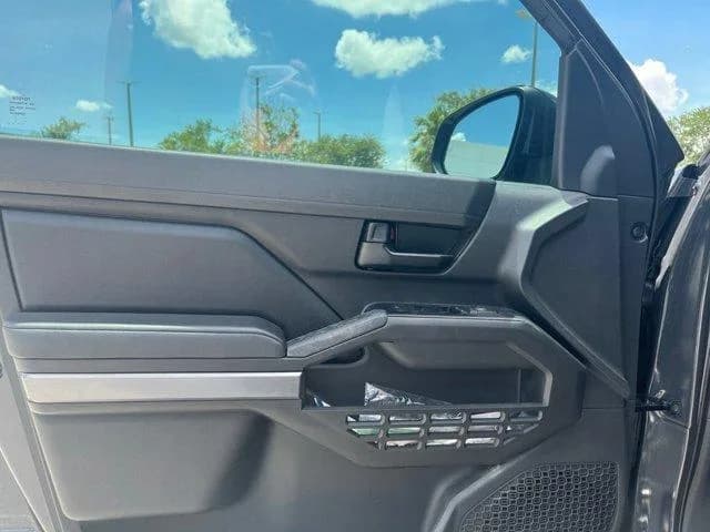 Toyota Tacoma SR5