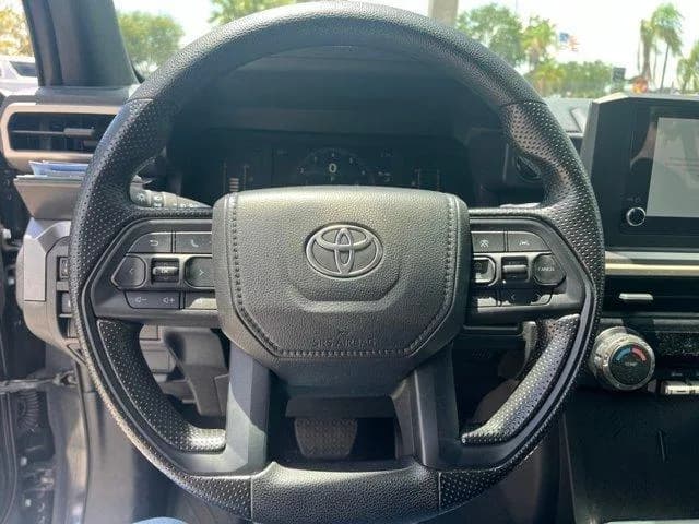 Toyota Tacoma SR5