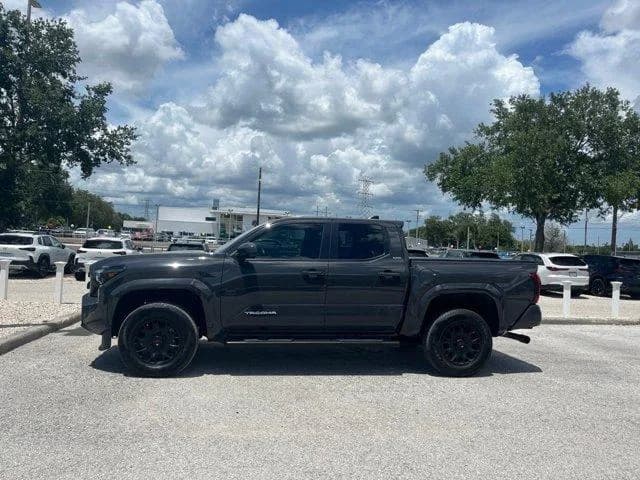 Toyota Tacoma SR5