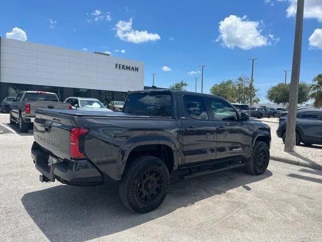 Toyota Tacoma SR5