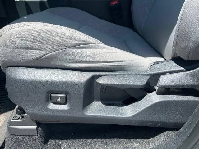 Toyota Tacoma SR5