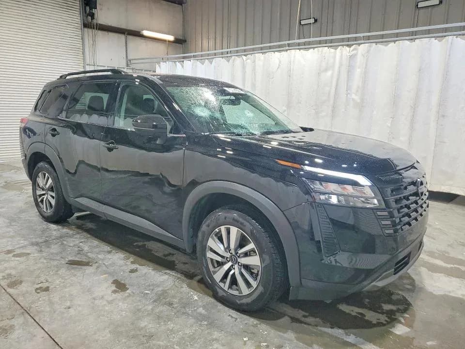 NISSAN PATHFINDER Sl — фото 4