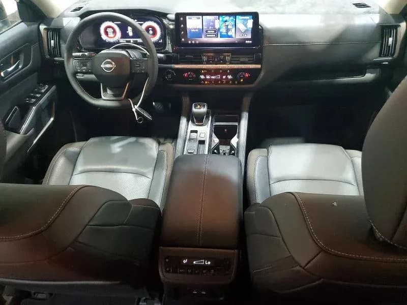 NISSAN PATHFINDER Sl