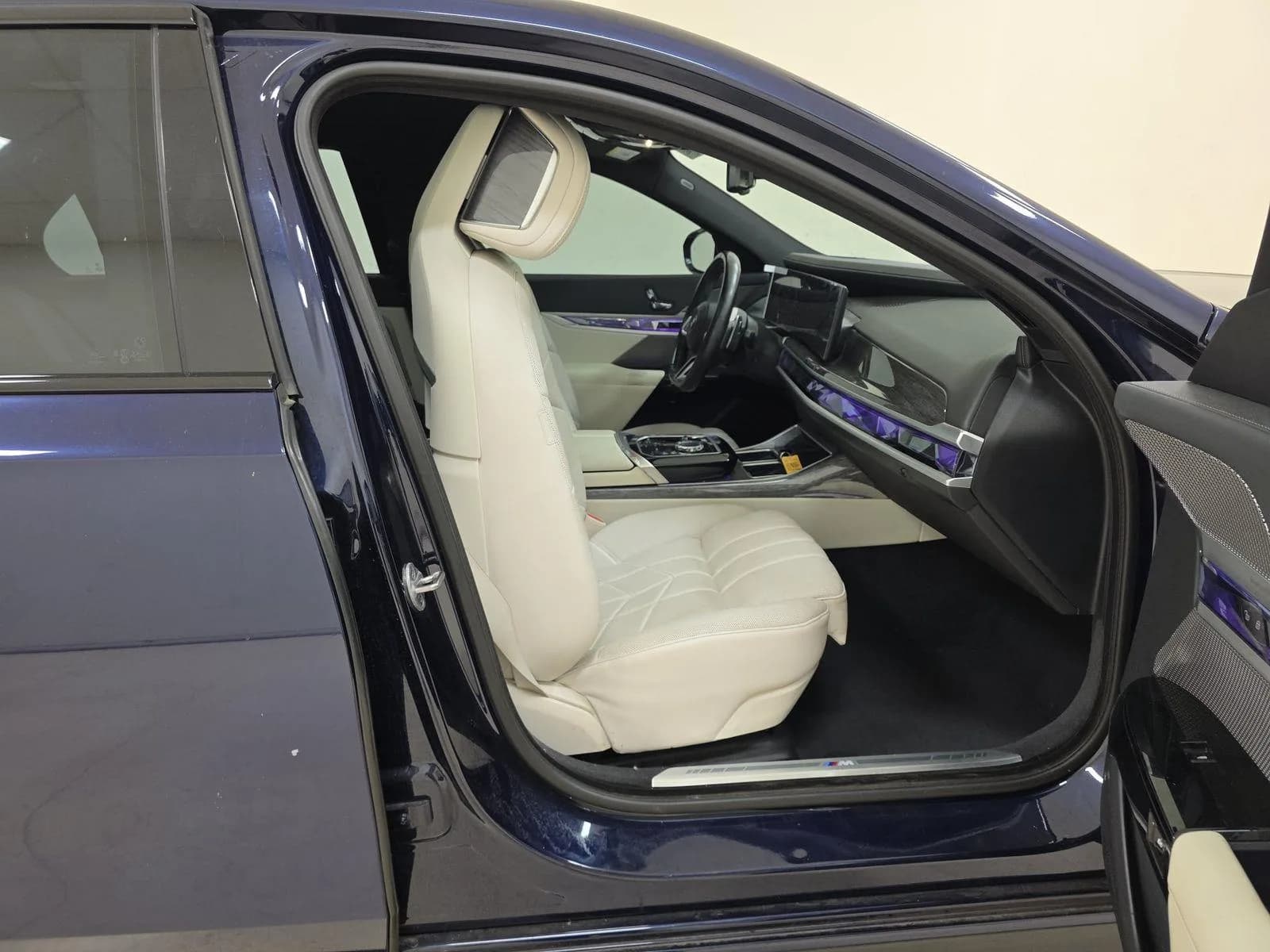 BMW 7 Series 740i