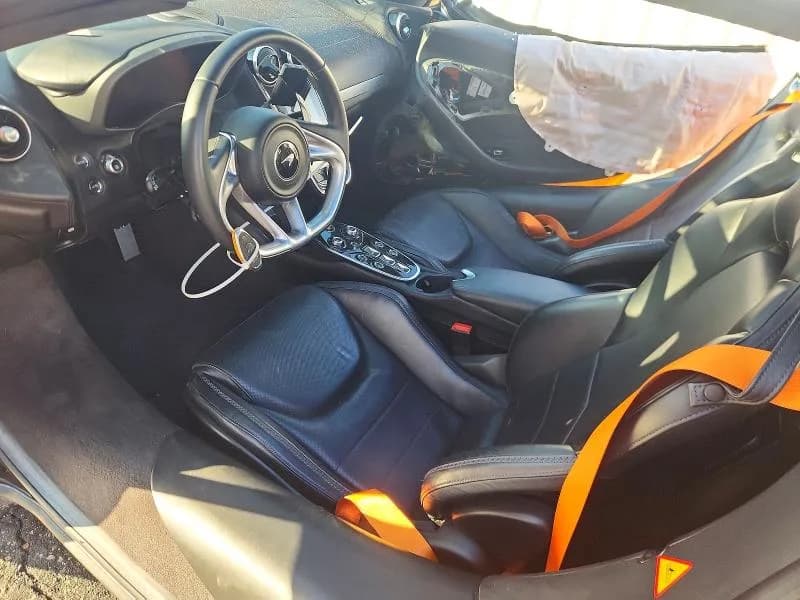 MCLAREN AUTOMOTIVE GT