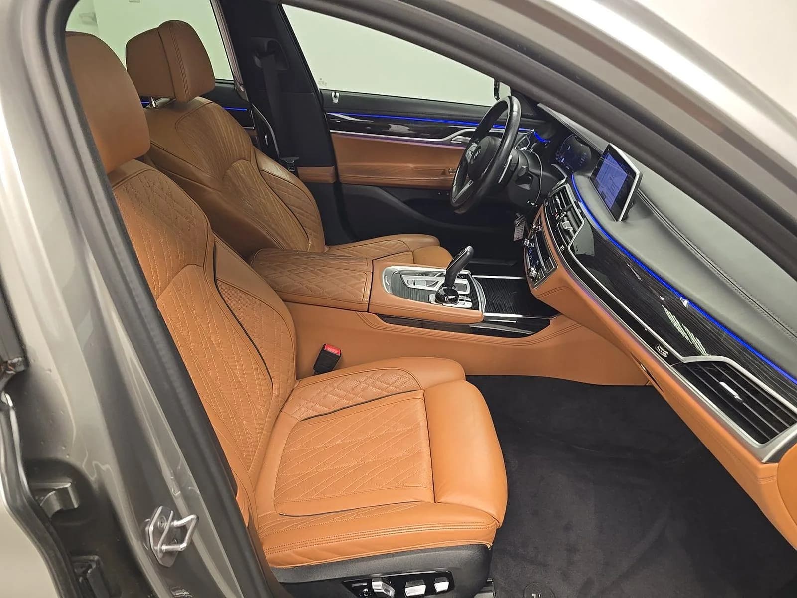 BMW 7 Series 740i