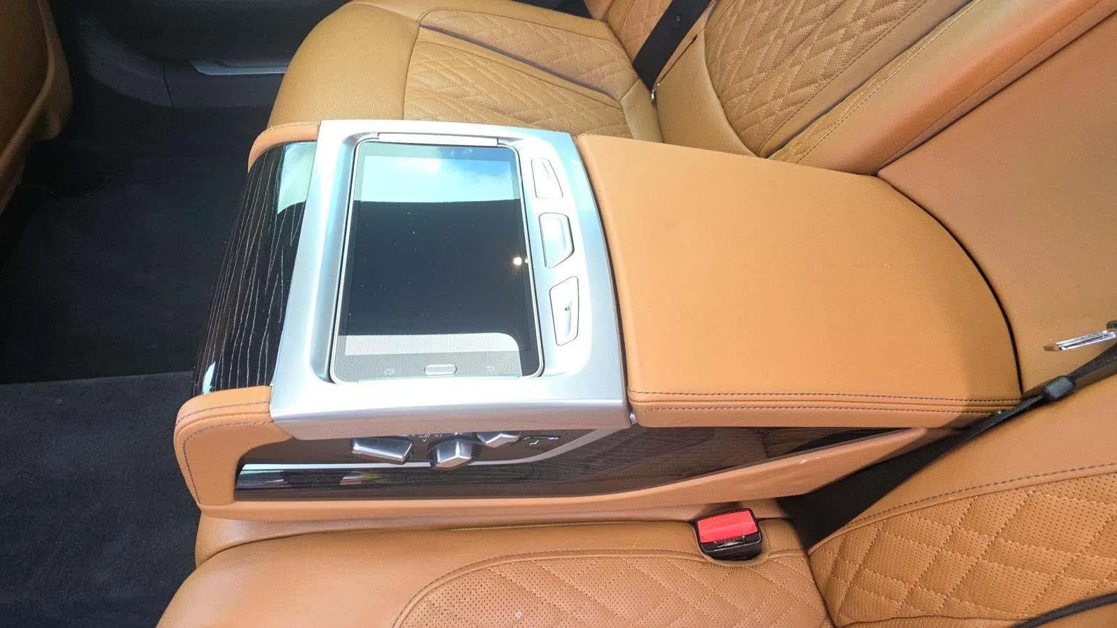 BMW 7 Series 740i