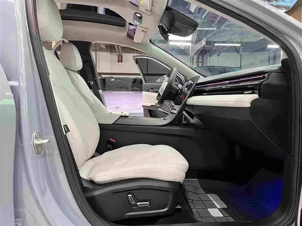 Geely Galaxy L6 125km Starship