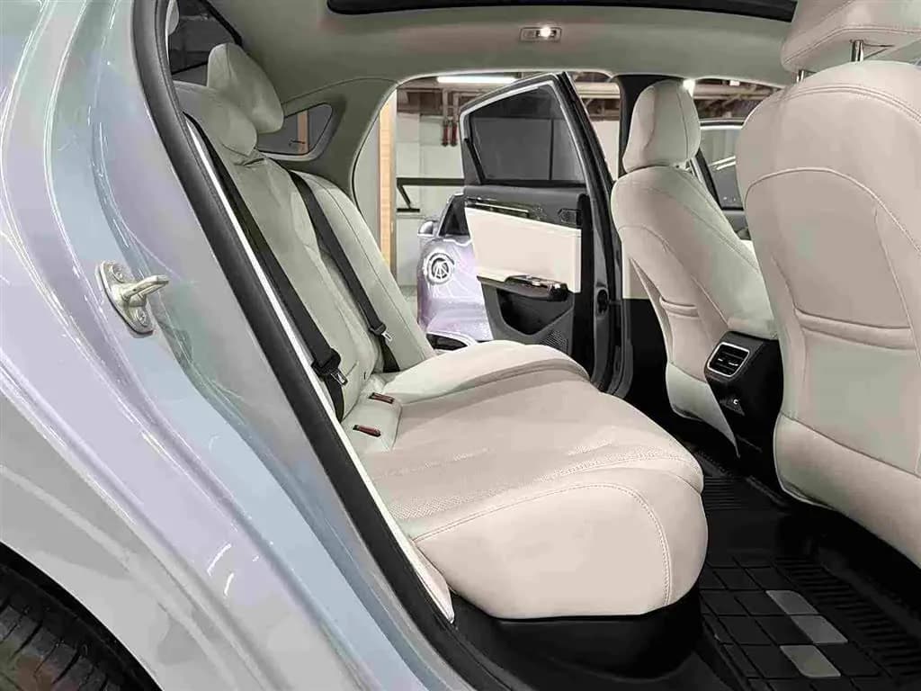Geely Galaxy L6 125km Starship