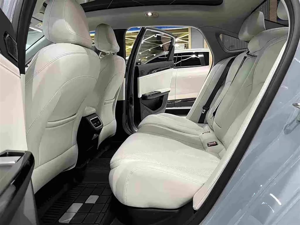 Geely Galaxy L6 125km Starship