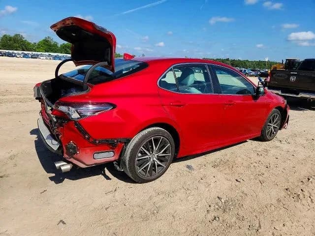 TOYOTA CAMRY Se — фото 3
