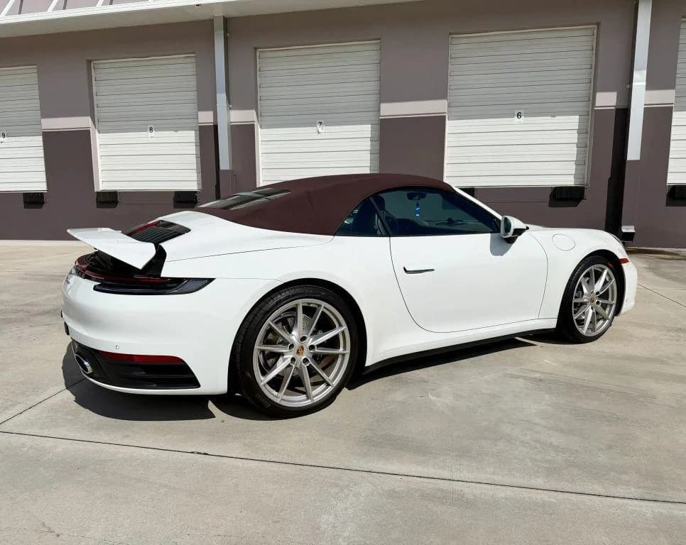 Porsche 911 Carrera