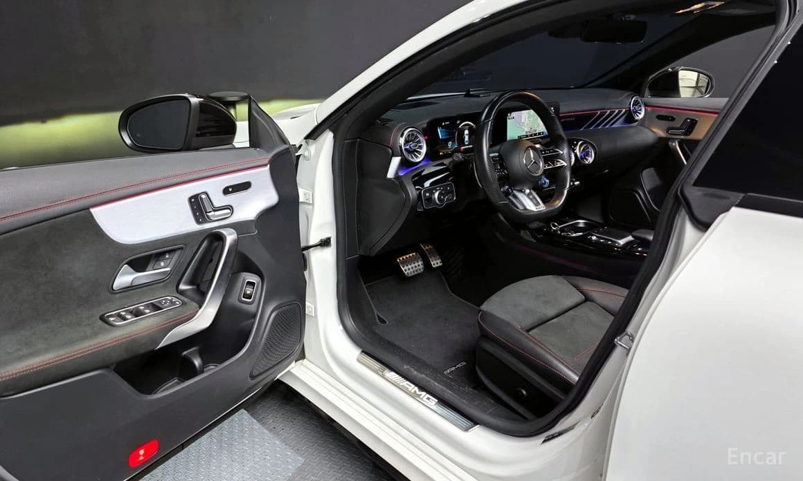 Mercedes CLA-C118 AMG CLA 45 S 4MATIC+