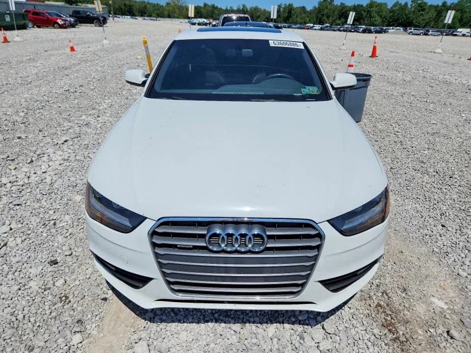 AUDI A4 Premium — фото 5