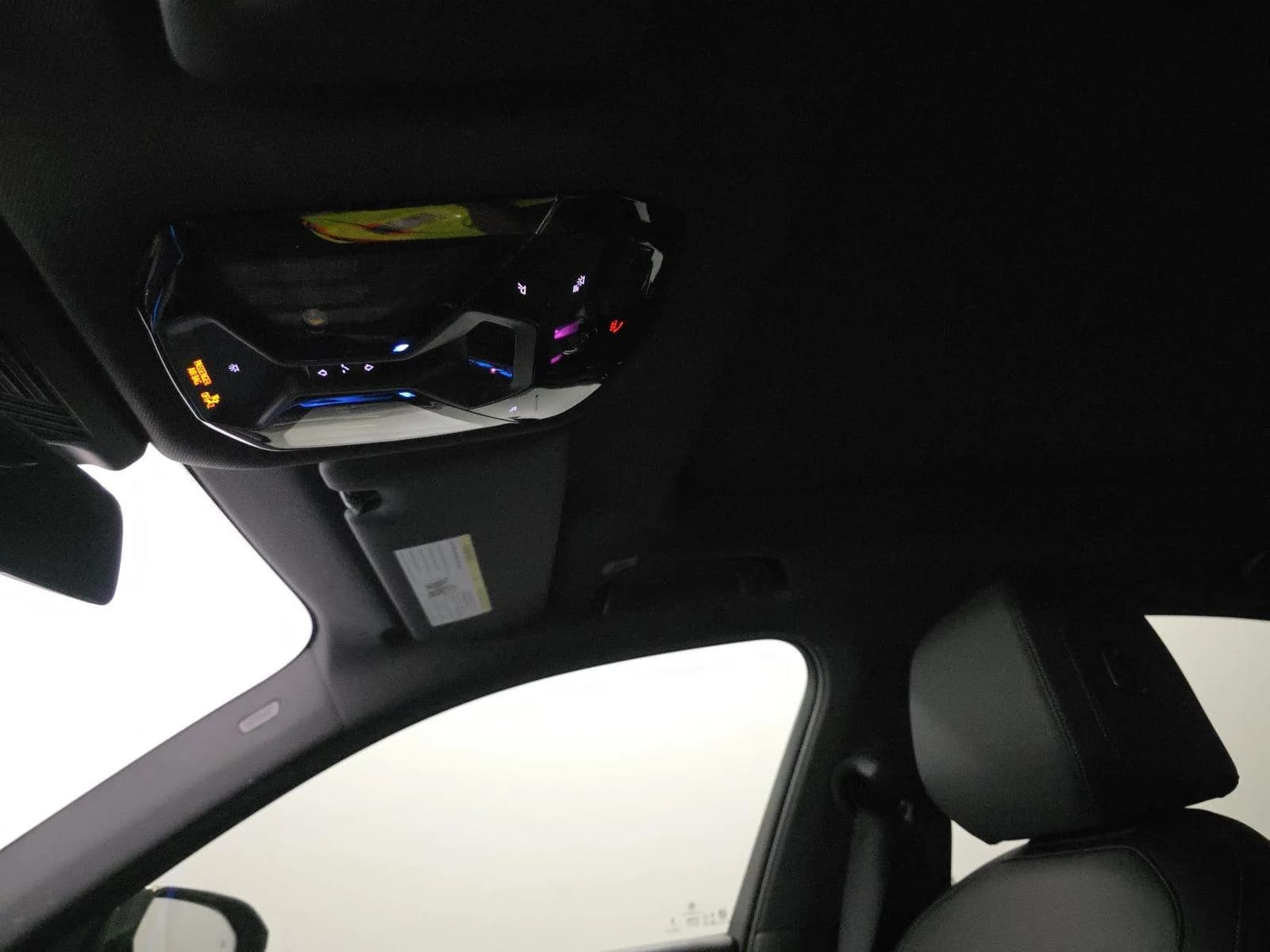 BMW i5 M60