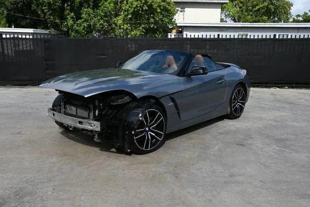BMW Z4 sDrive30i — фото 1