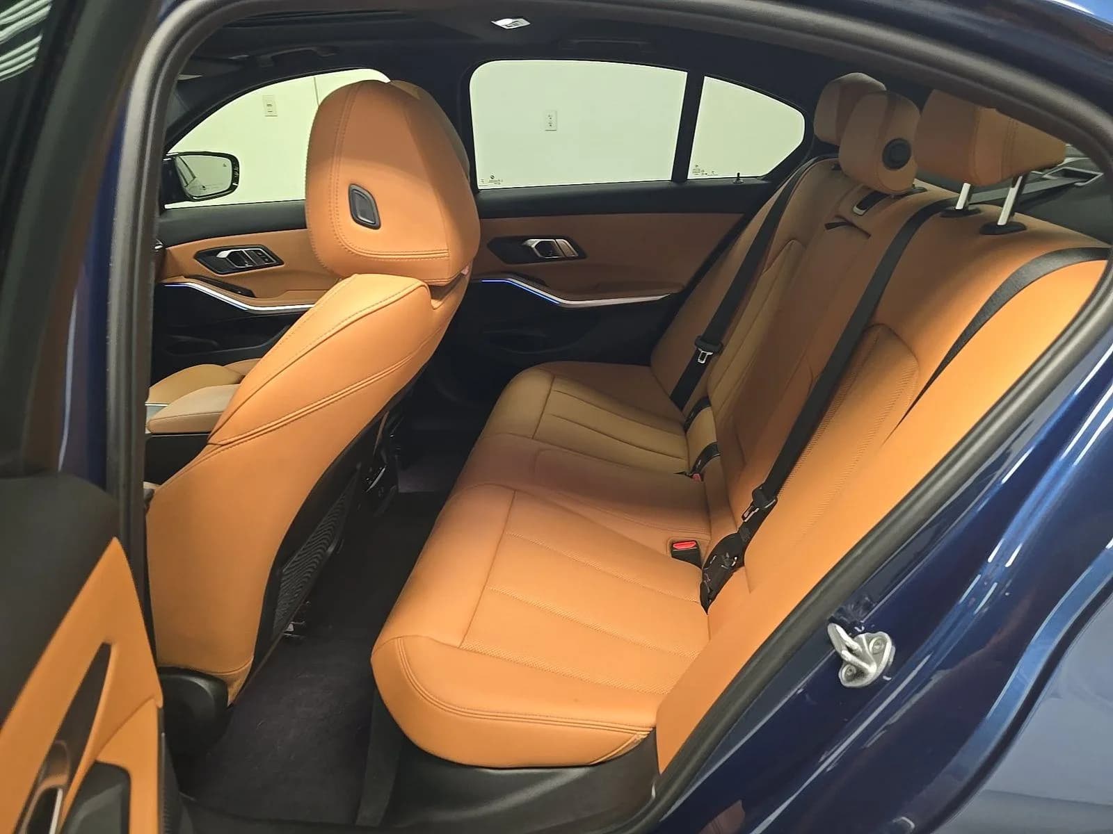 BMW 3 Series 330i