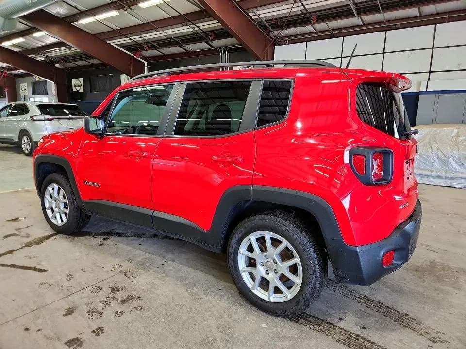 JEEP RENEGADE — фото 2