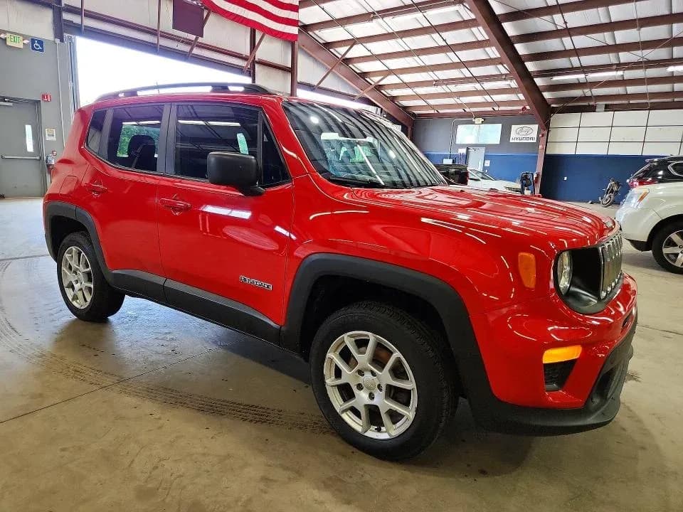 JEEP RENEGADE — фото 4