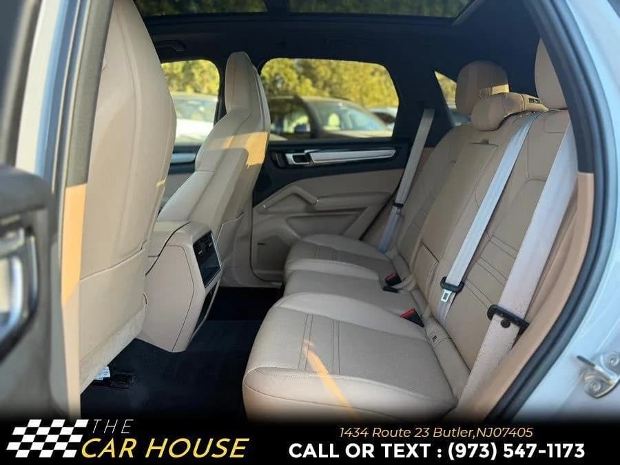 Porsche Cayenne Platinum Edition