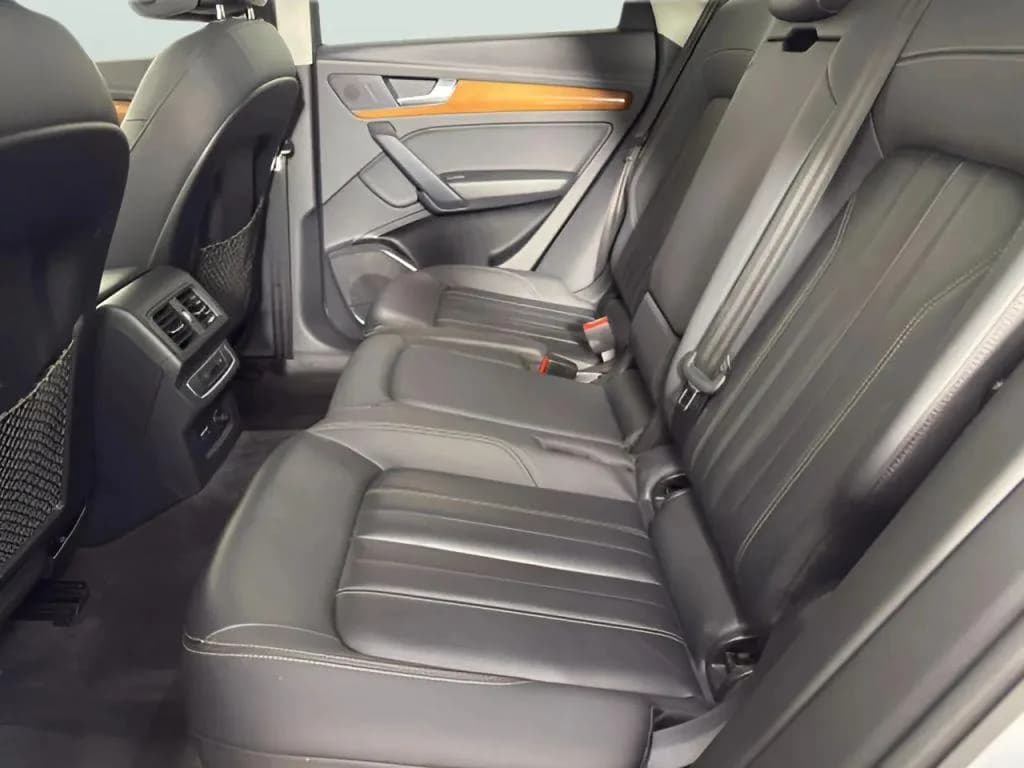 Audi Q5 45 Premium