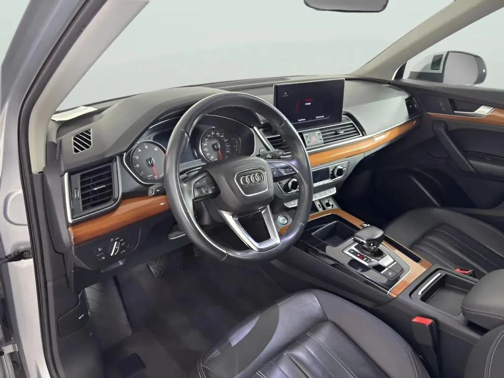Audi Q5 45 Premium