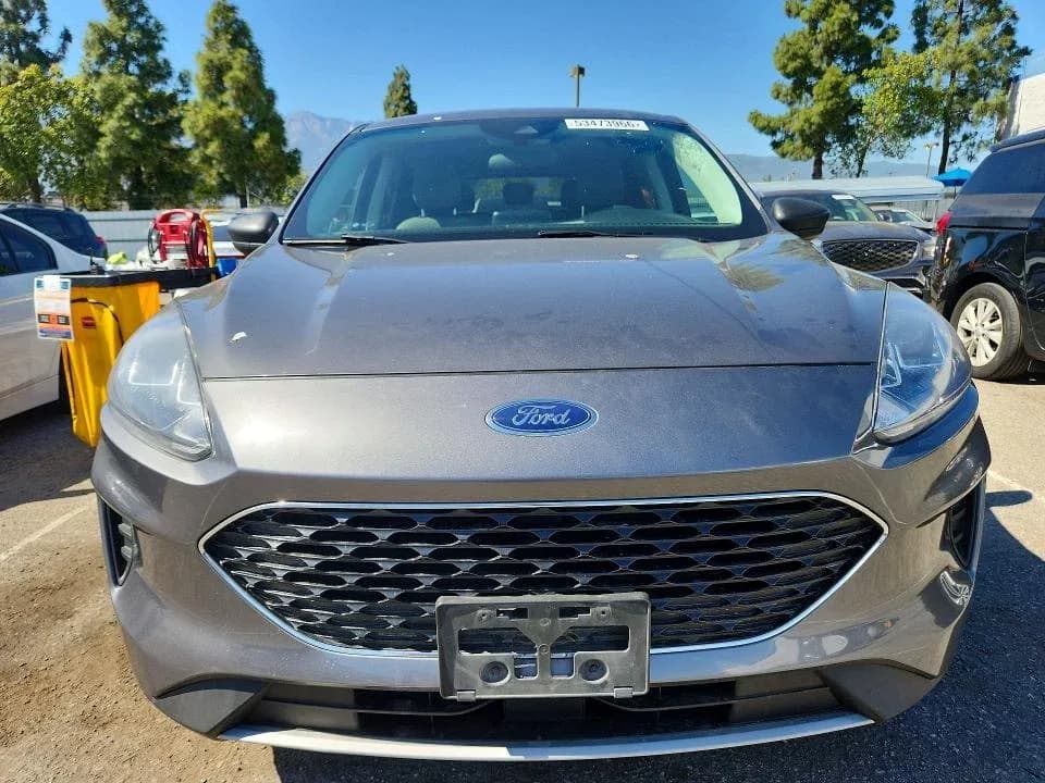 FORD ESCAPE Hybrid Se — фото 5