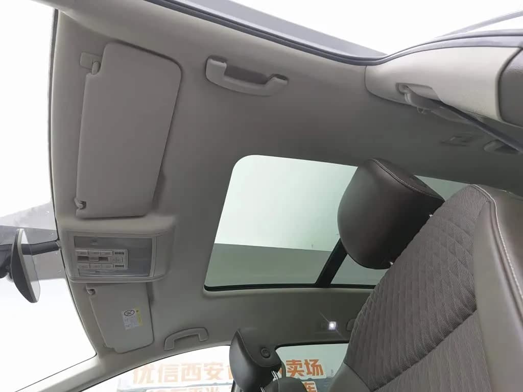Volkswagen 330TSI Business Edition