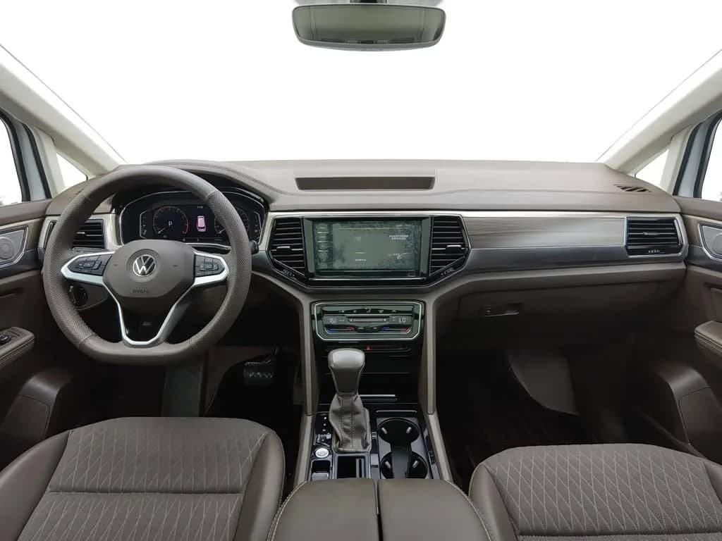 Volkswagen 330TSI Business Edition