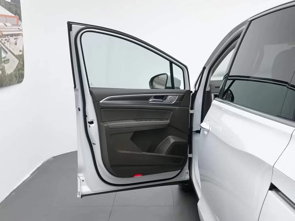 Volkswagen 330TSI Business Edition