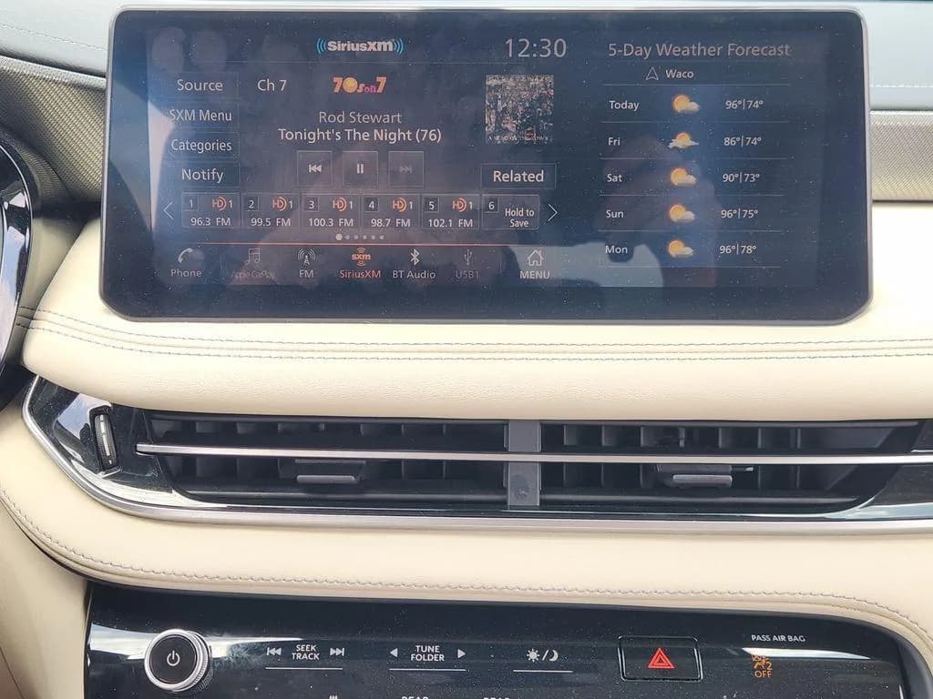 INFINITI QX60 Luxe