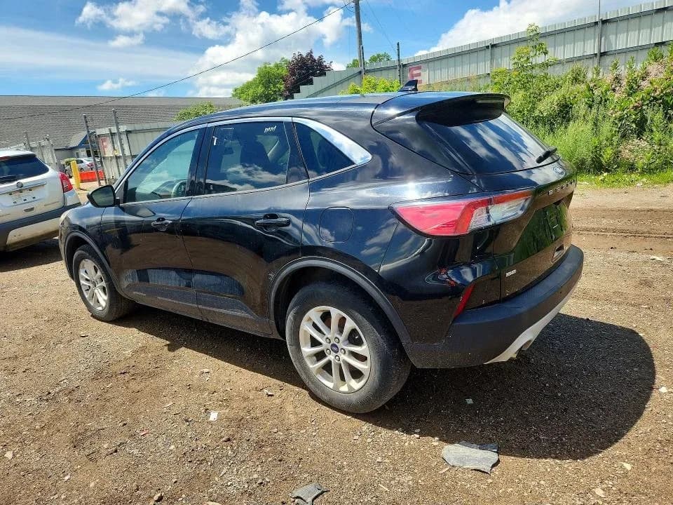 FORD ESCAPE Se — фото 2