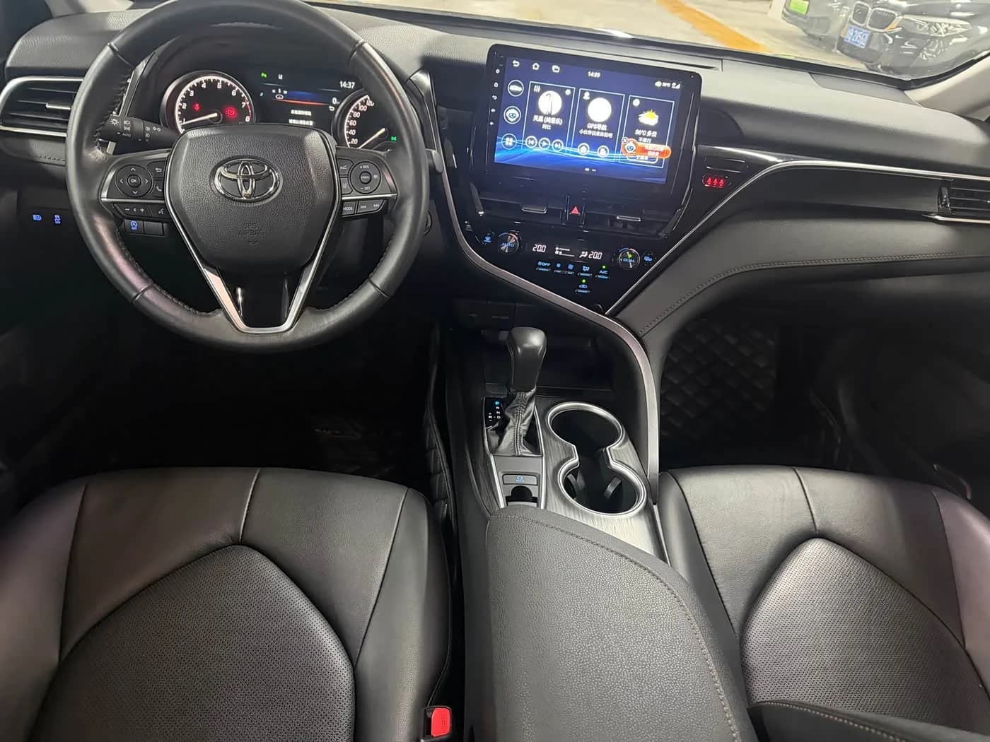 Toyota 2.0G Luxury Edition
