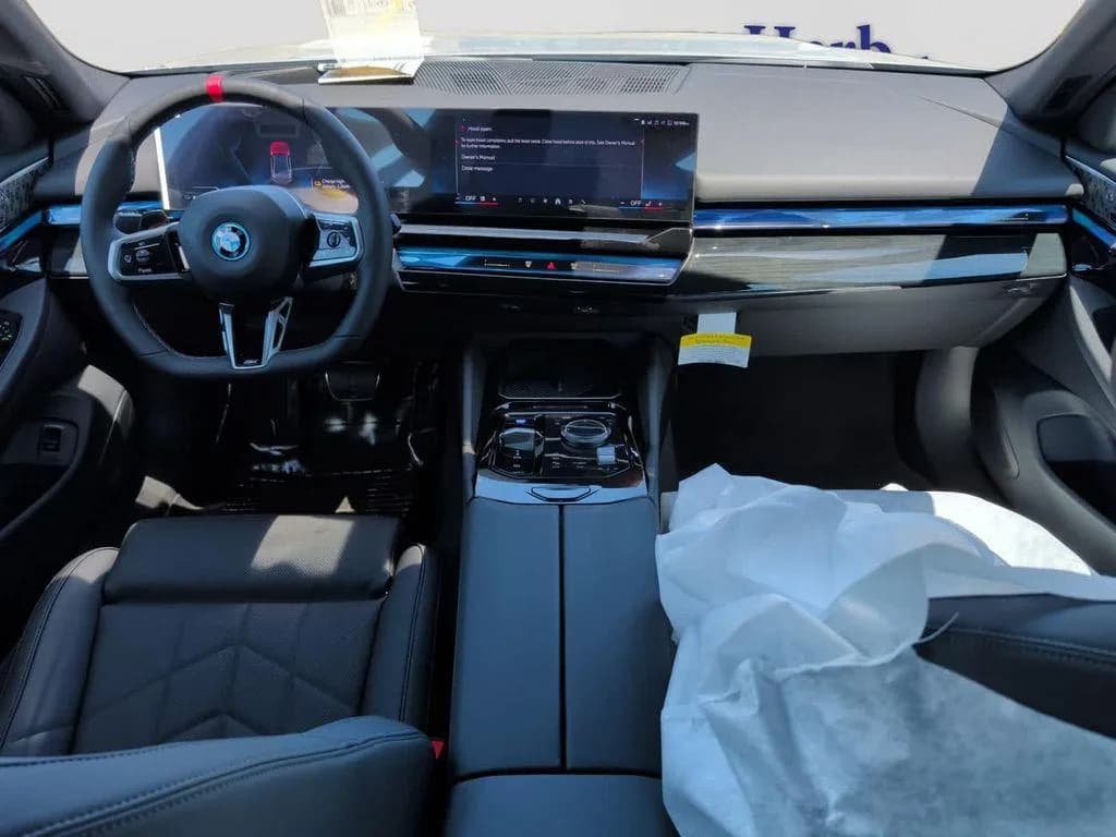 BMW I5