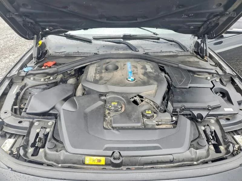BMW 330E