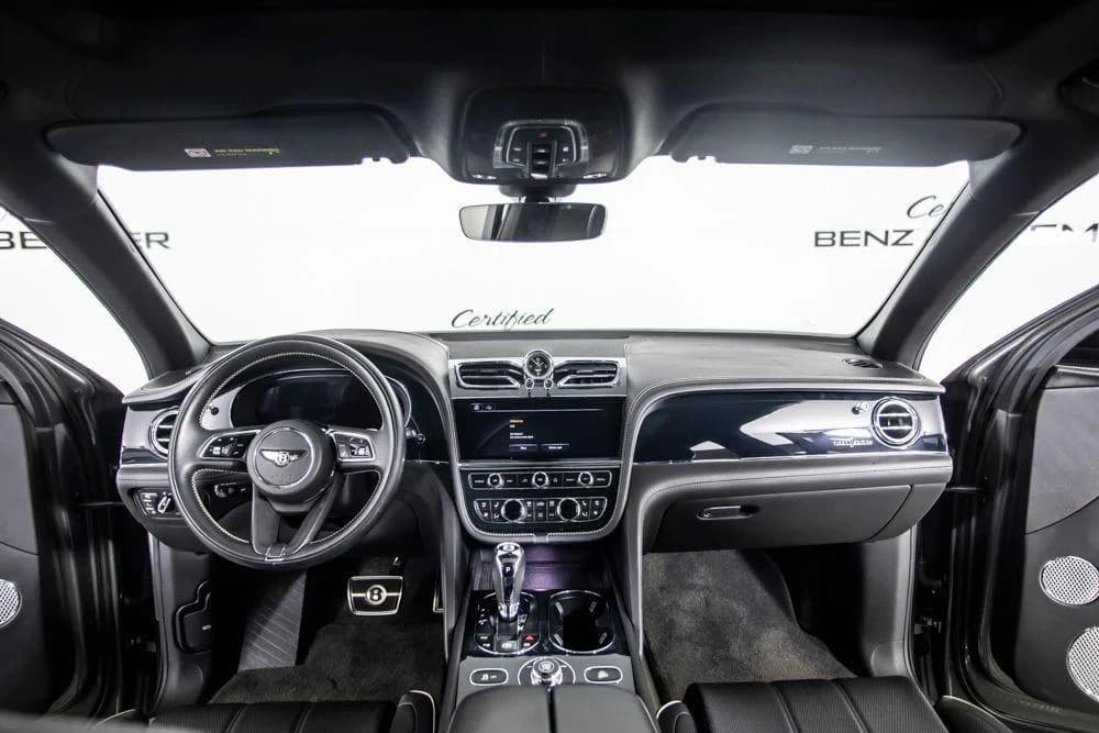 Bentley Bentayga V8