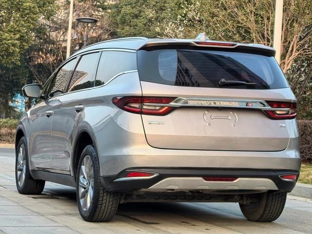 Geely Jiaji 1.8TD DCT Luxury Edition — фото 4