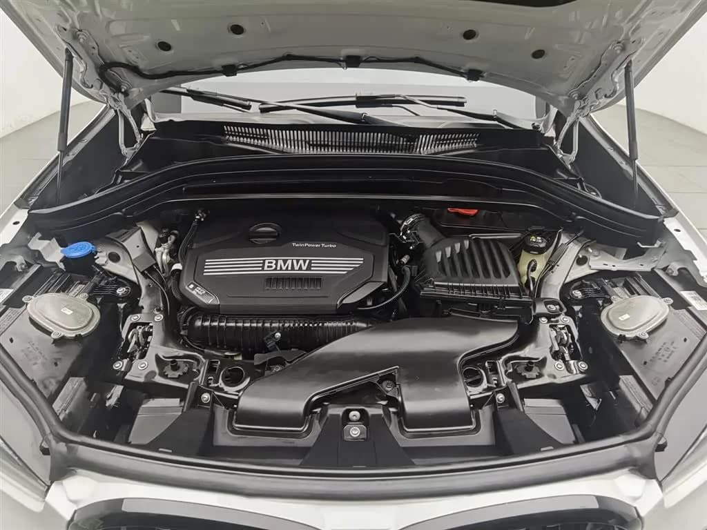 BMW X1 Sdrive25li Leading