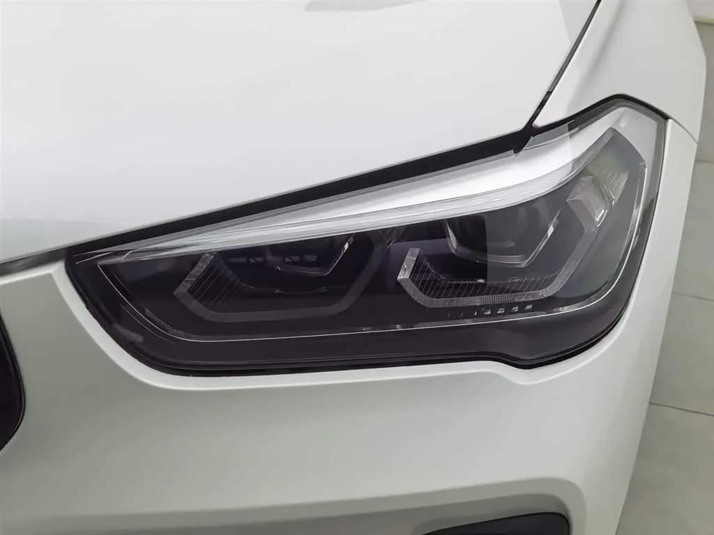 BMW X1 Sdrive25li Leading