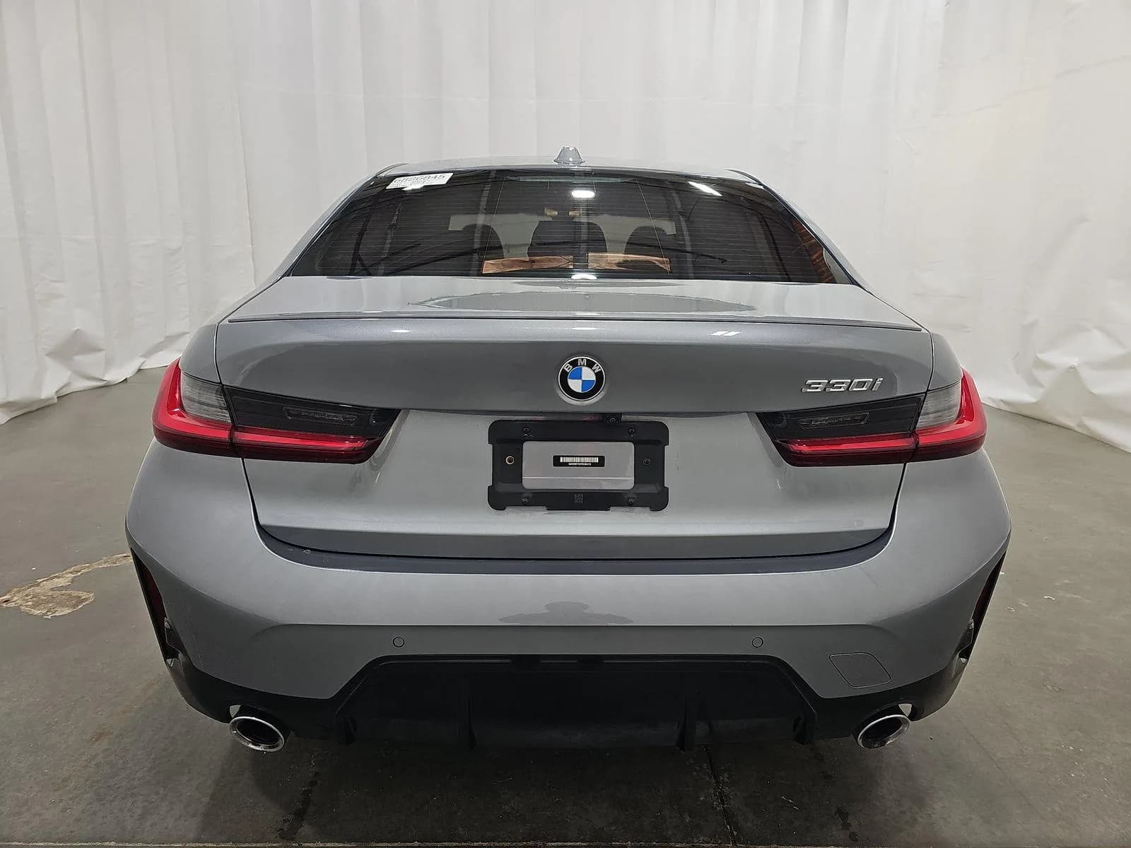 BMW 3 Series 330i MSPORT
