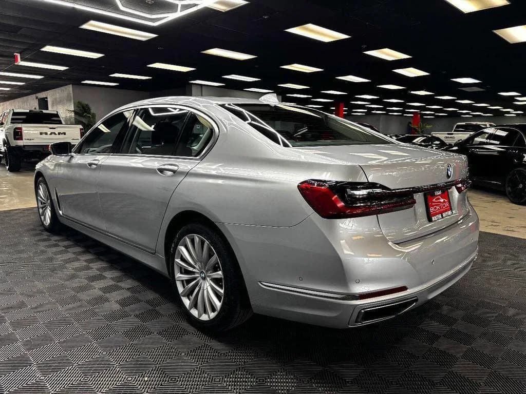BMW 7 Series i