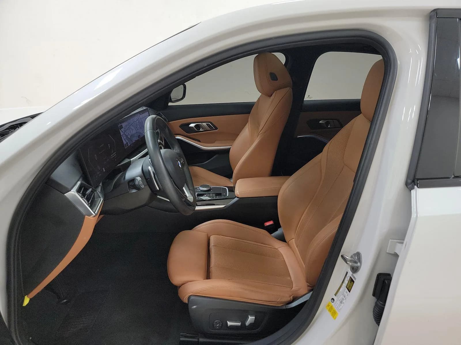 BMW 3 Series 330i