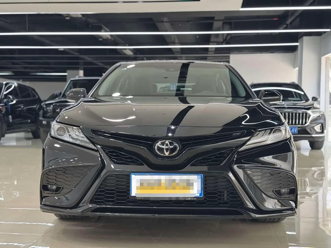 Toyota 2.5G Luxury Edition — фото 3