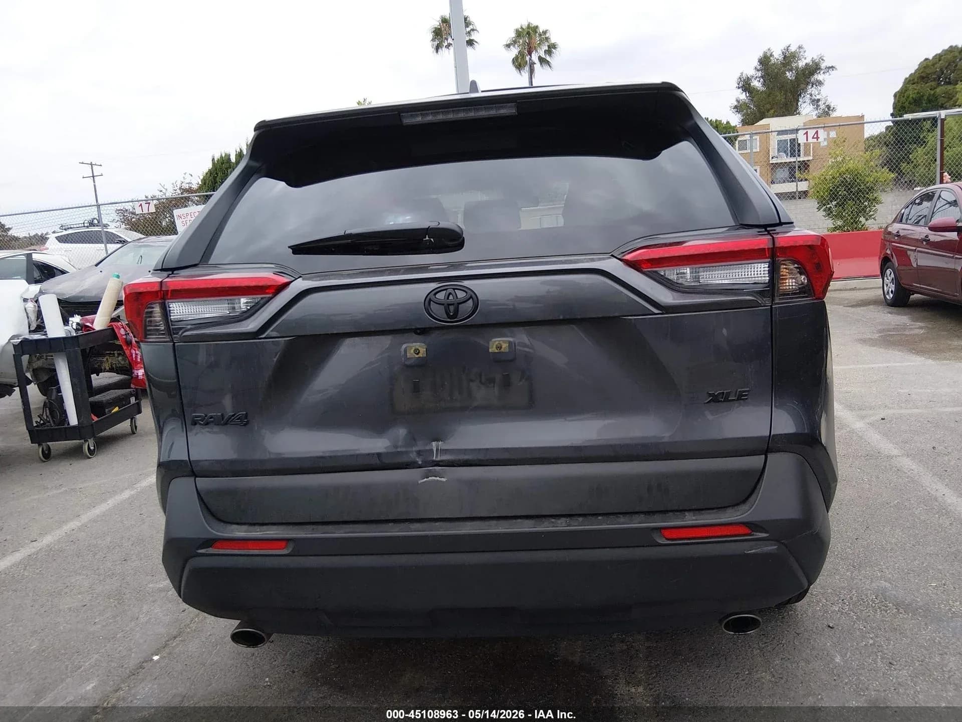TOYOTA RAV4 XLE PREMIUM